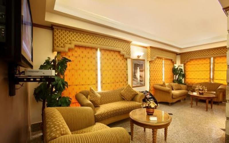 Capri Hotel Suites Амман Екстер'єр фото