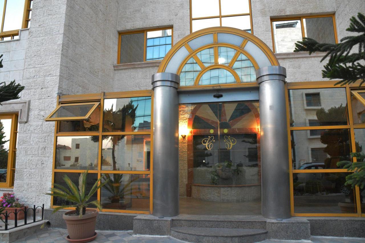Capri Hotel Suites Амман Екстер'єр фото